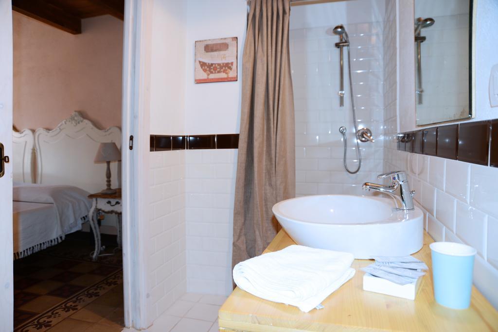 Hotel Il Corso 41 Openhouse Bosa Zewnętrze zdjęcie