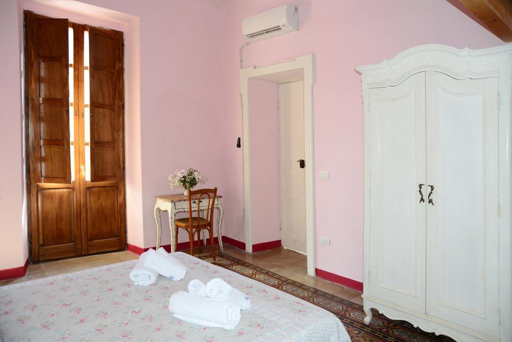 Hotel Il Corso 41 Openhouse Bosa Pokój zdjęcie